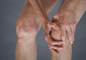 Self -massage lutut dengan osteoarthritis
